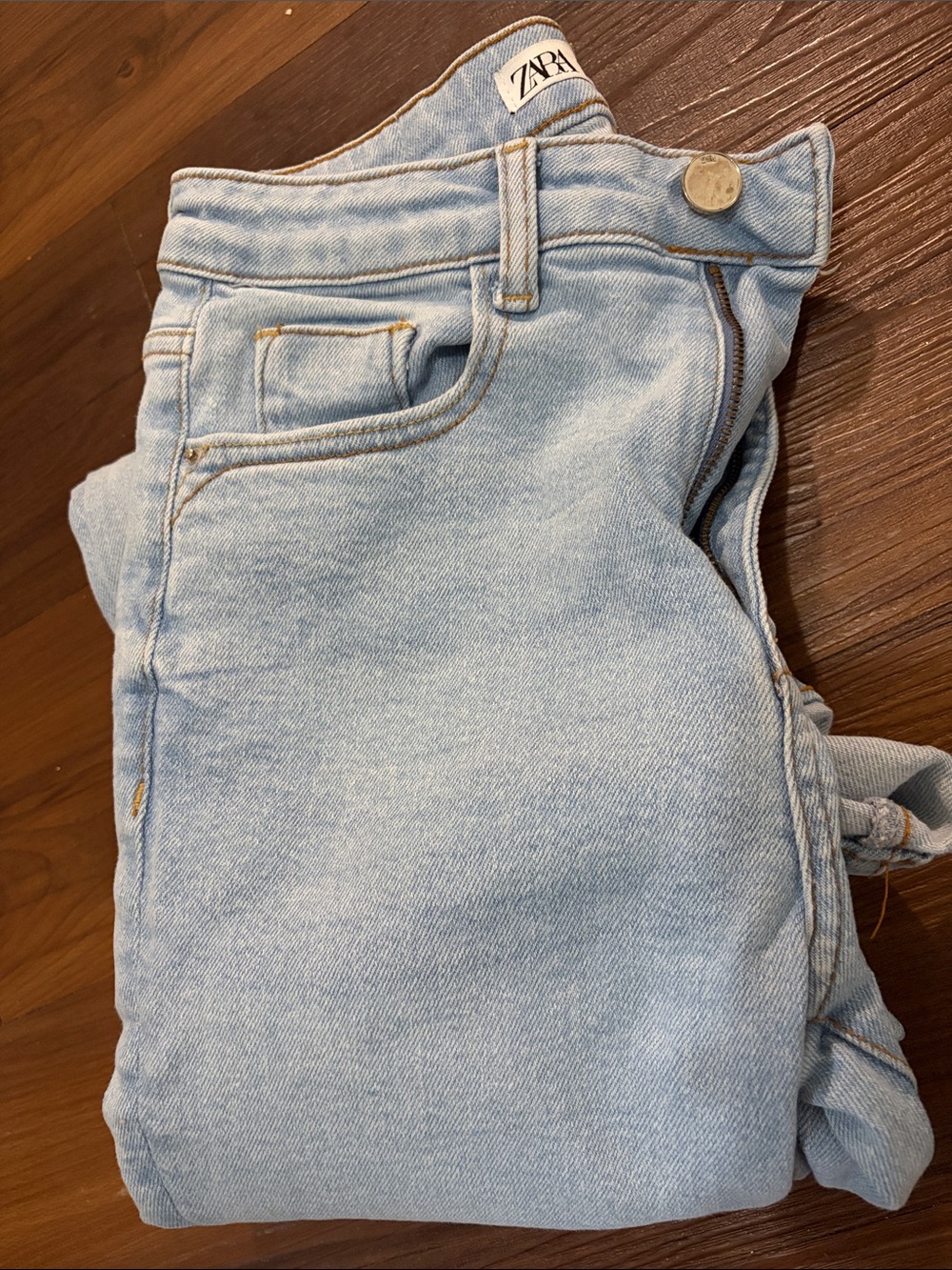 ZARA Light Wash High-Rise Women's Jeans